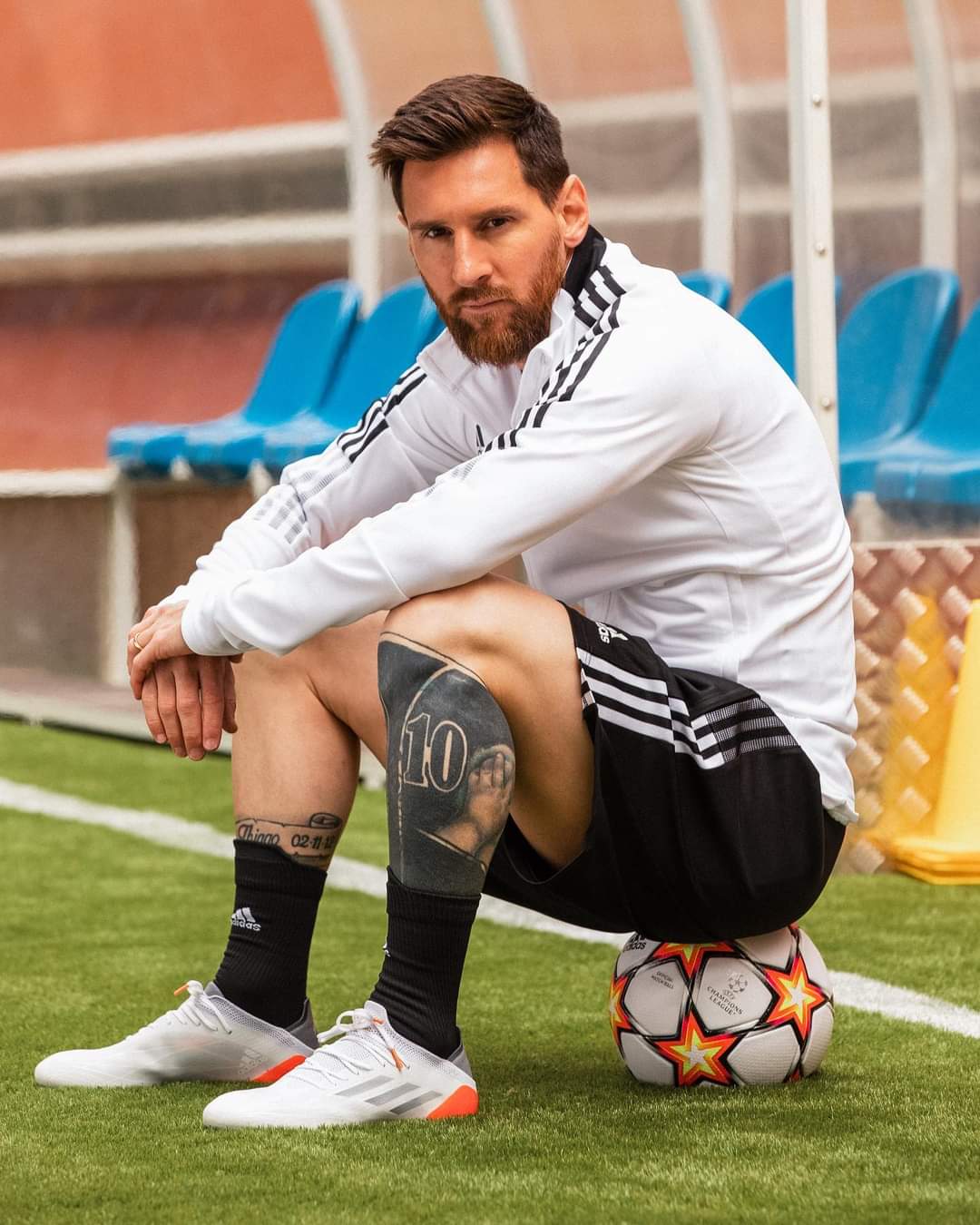 Hoodlums Threaten Argentina’s Messi, Shoot At In-law’s Supermarket post thumbnail image